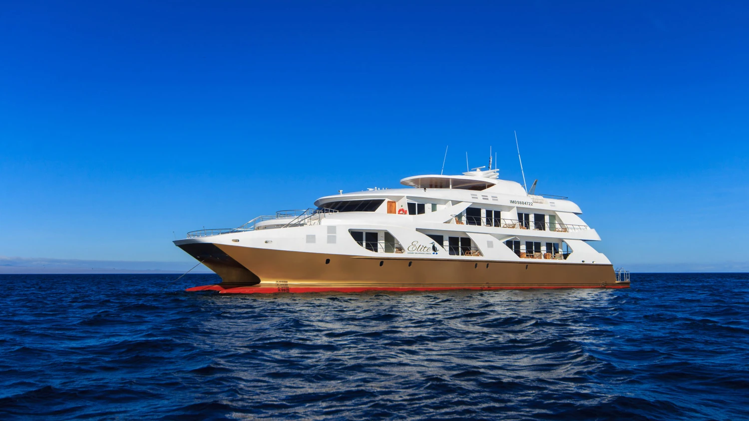 Luxury Small-Ship Galápagos Ultimate Journey
