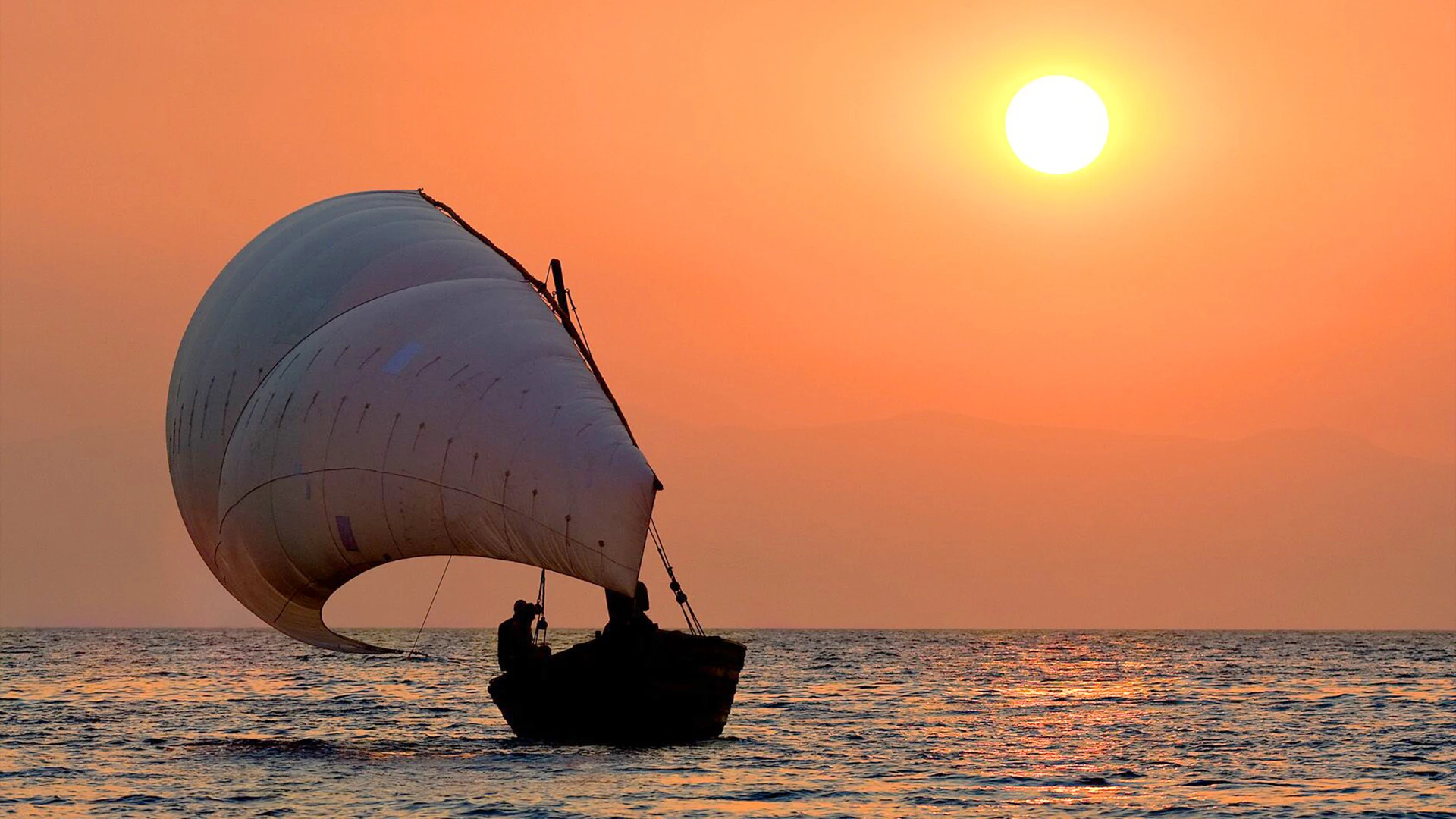 Sailing Sunset Lake Malawi