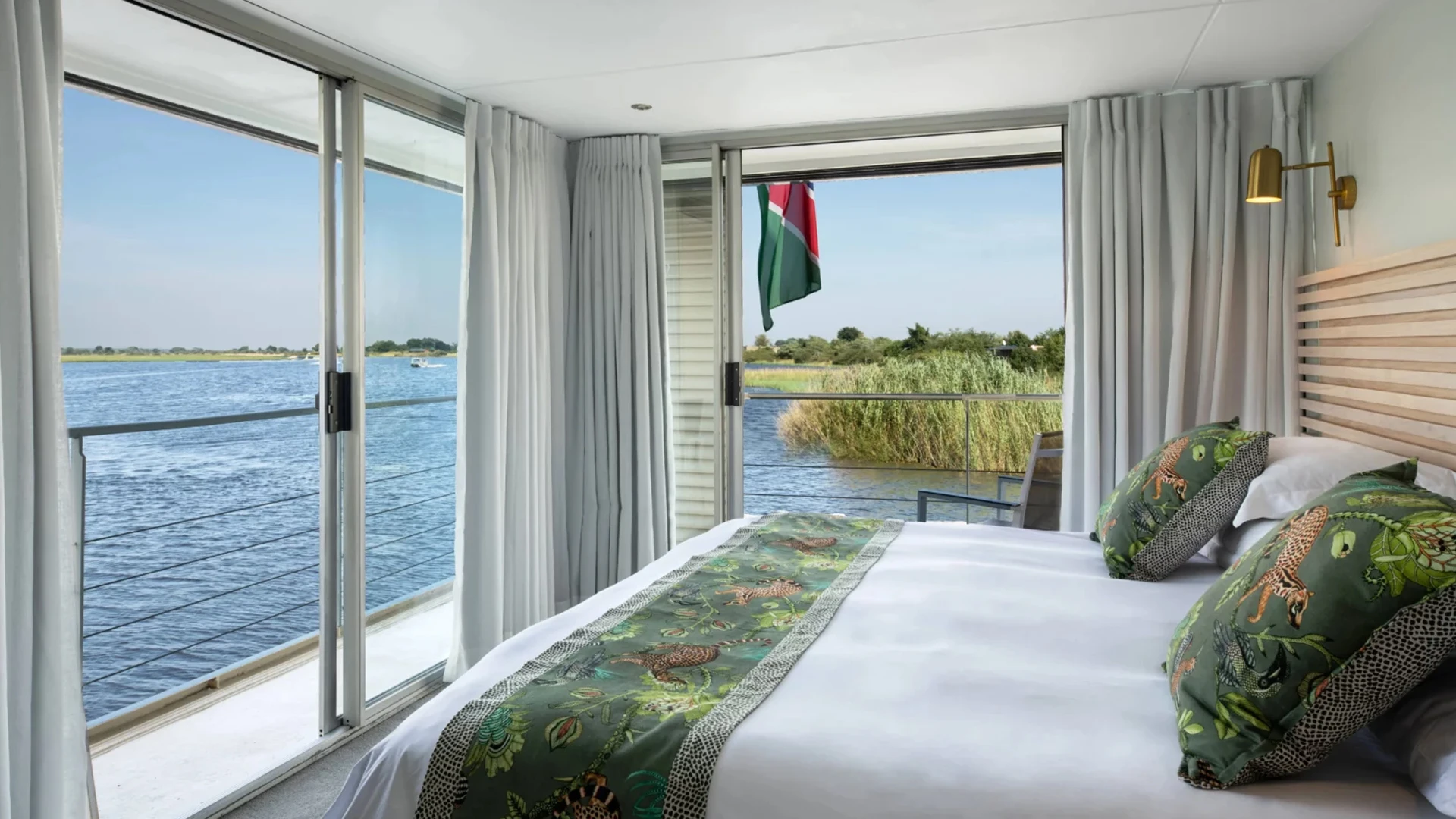 Zambezi Queen Accommodation