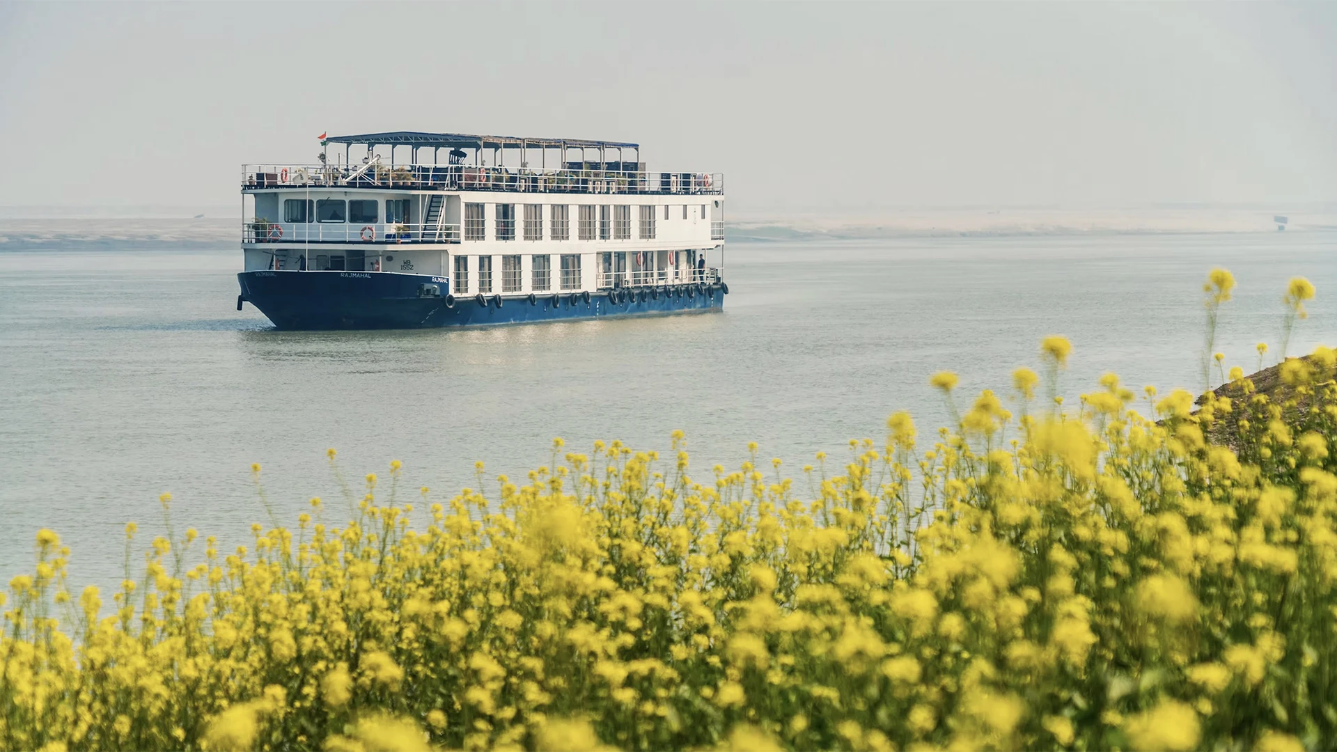 ABN Rajmahal ship