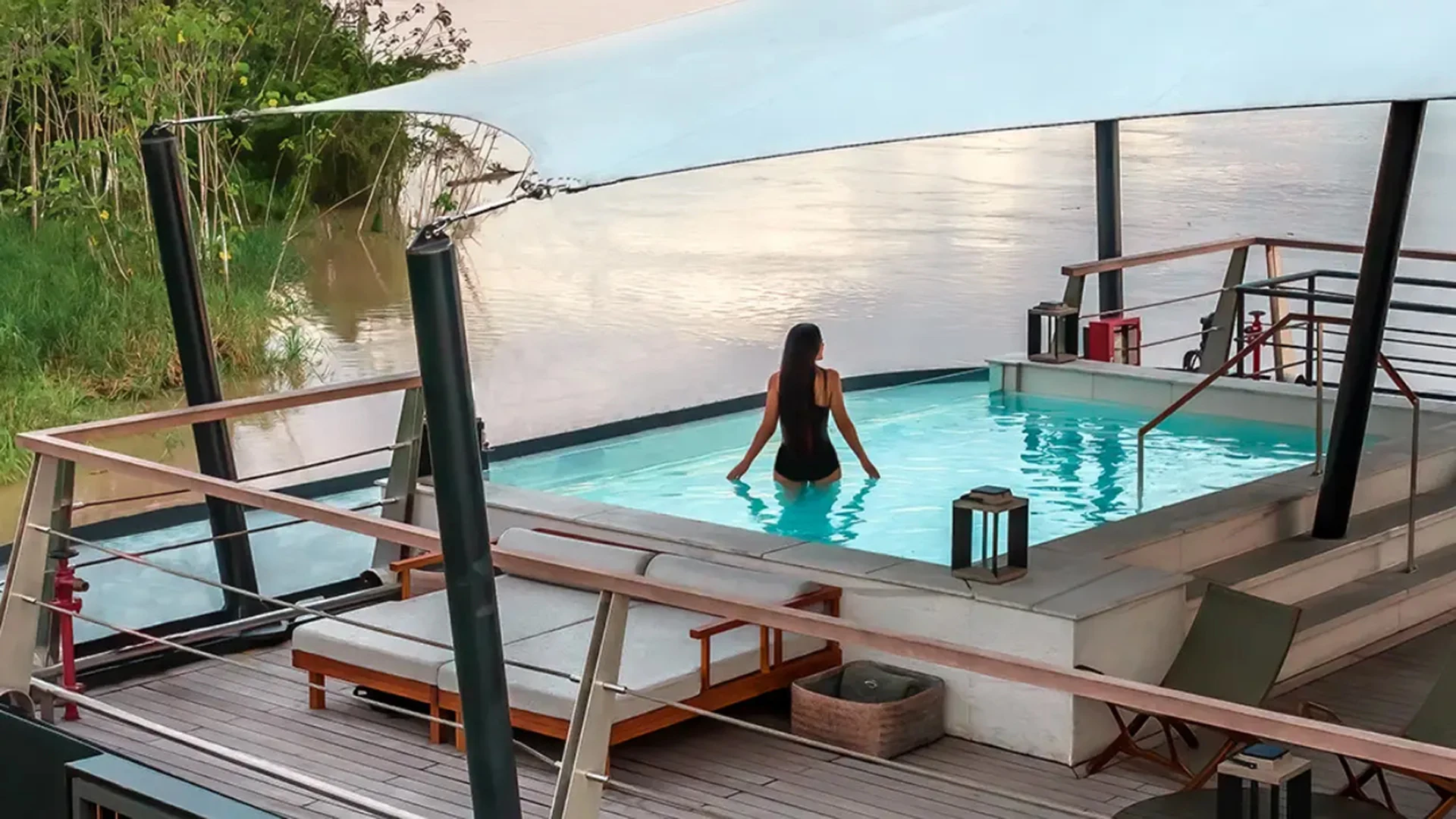 Aqua Nera pool deck