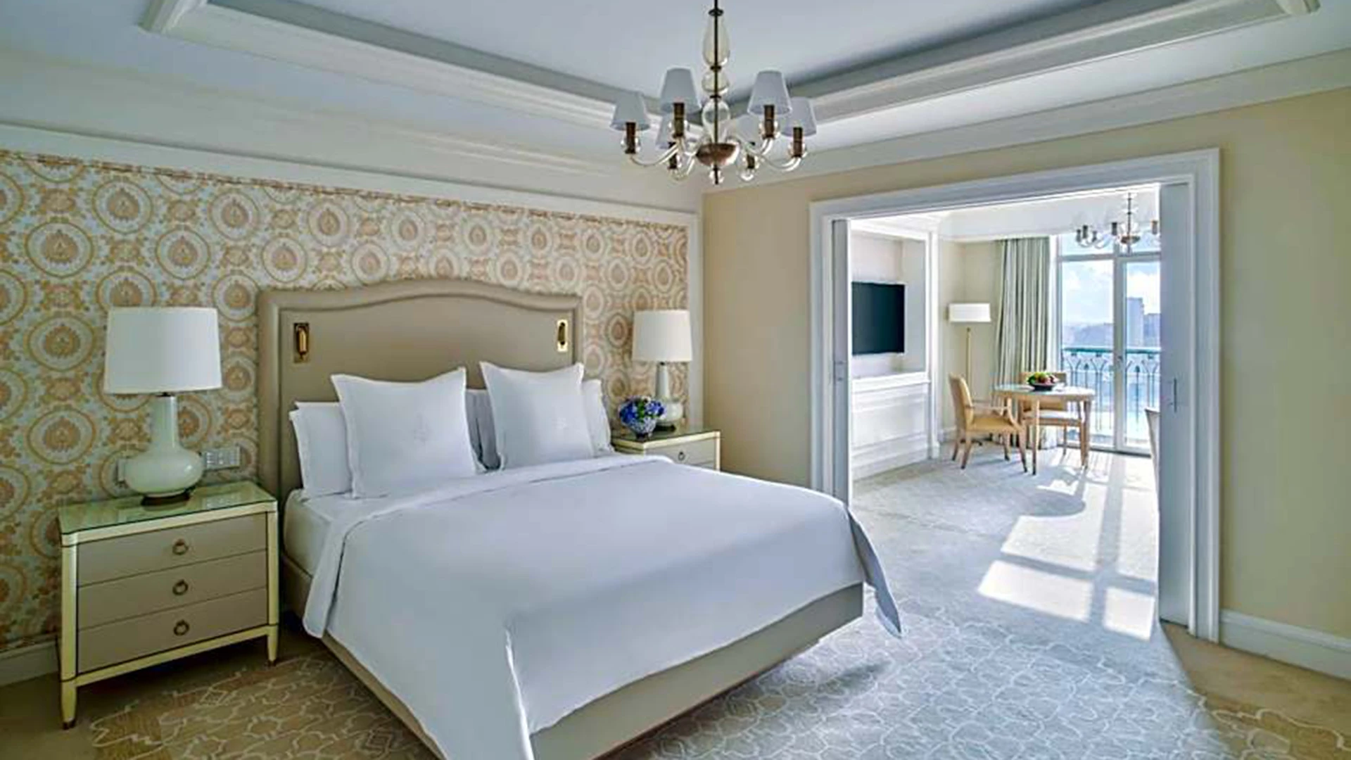 Four Seasons Hotel Cairo Nile Plaza