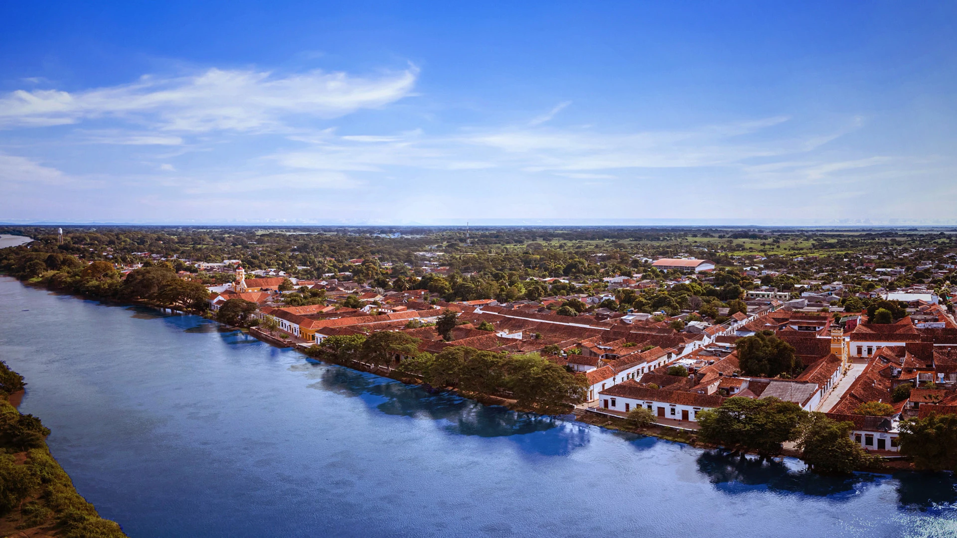 Luxury Magdalena River Cruise and Cartagena Private Tour