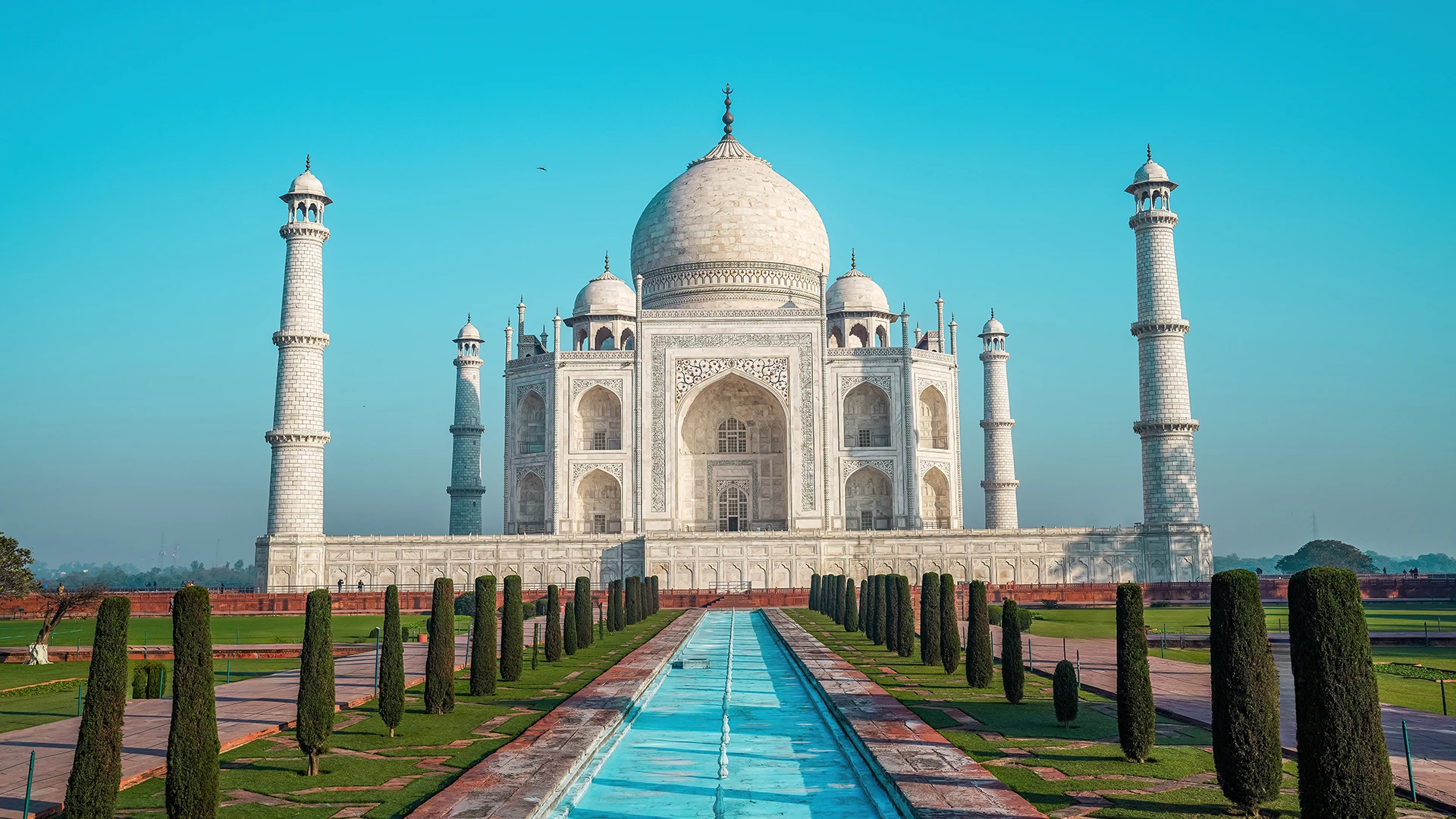 Jewels of North India & Luxury Lower Ganges River Cruise