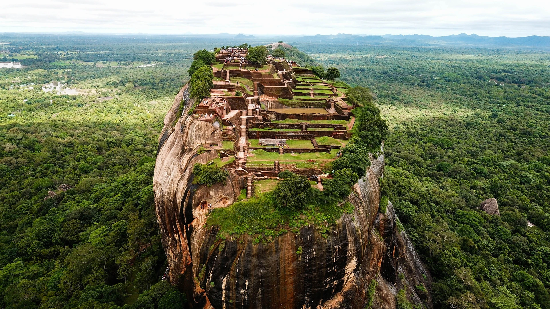 Luxury Lower Ganges River Cruise & Ultimate Sri Lanka