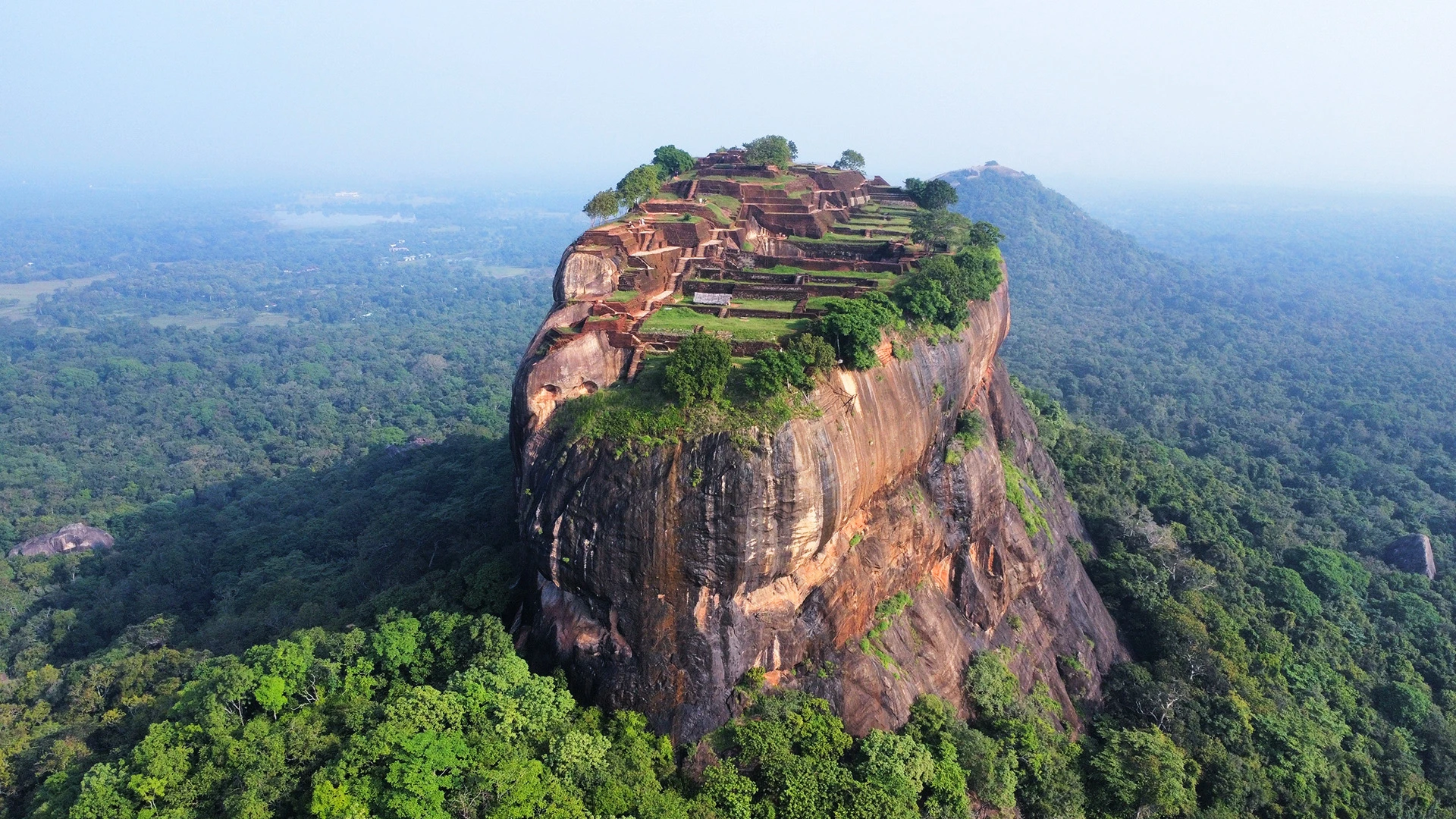 Best of Sri Lanka: A Timeless Island of Temples & Tea