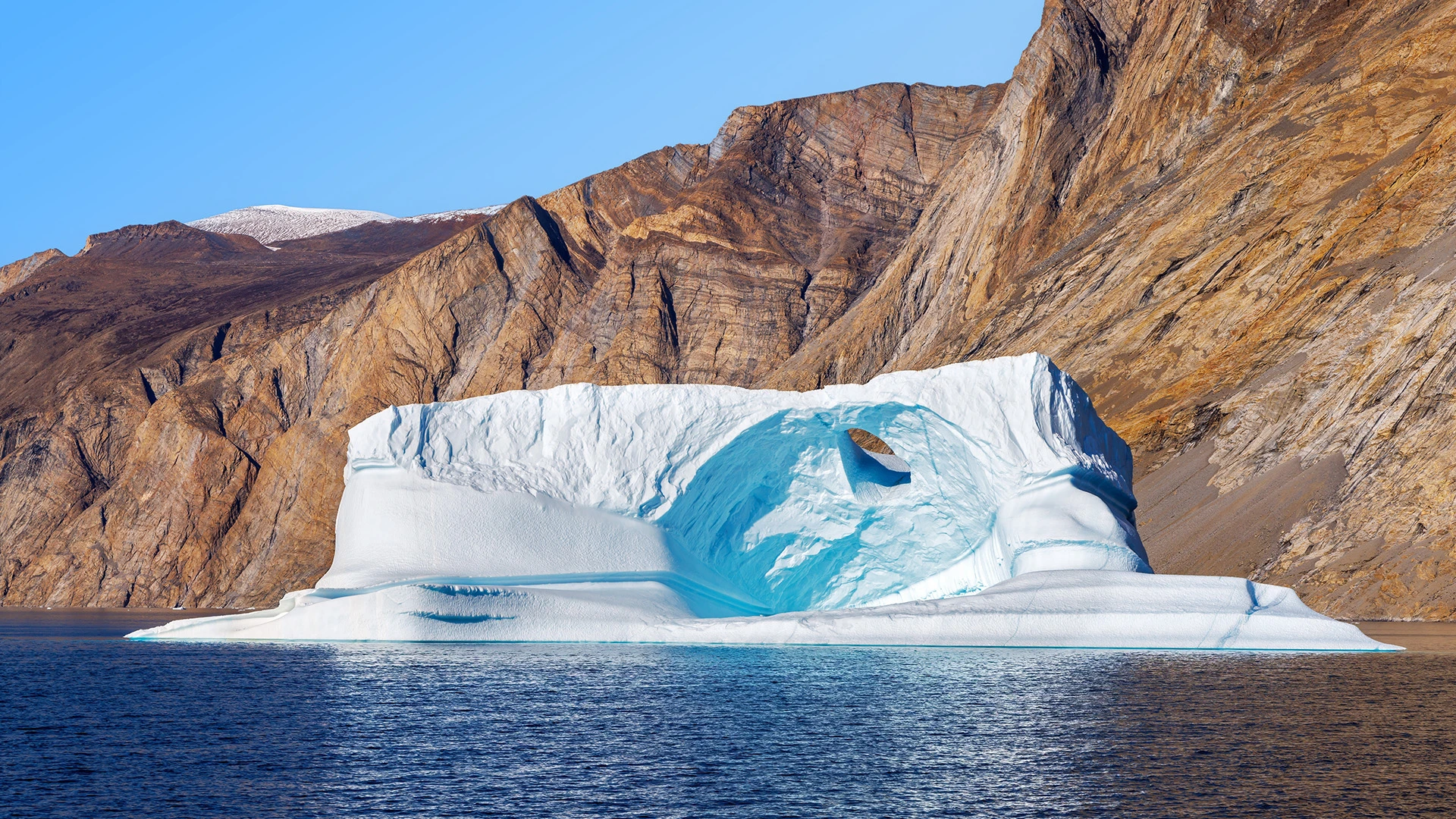 Classic Svalbard Greenland & Iceland Expedition (Northbound)