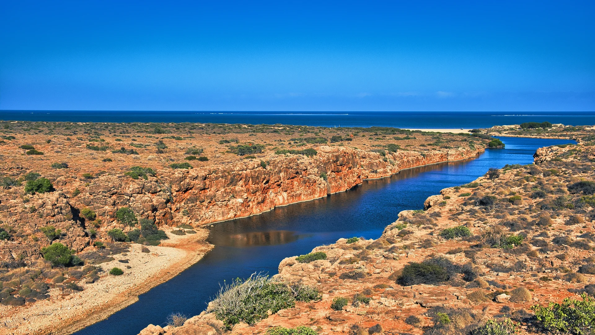 West Australian Coastline Expedition Cruise (Fremantle to Br