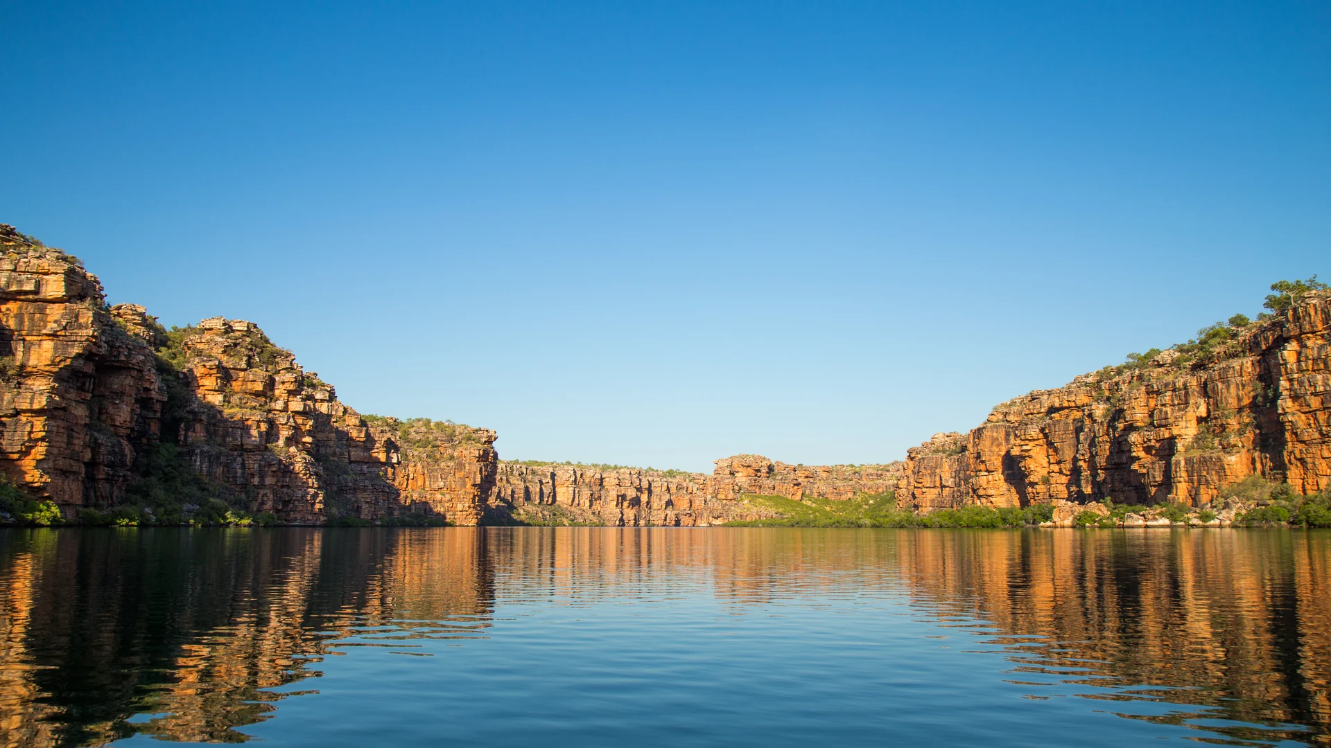 Cultured Kimberley Expedition Cruise (Broome Round-Trip)