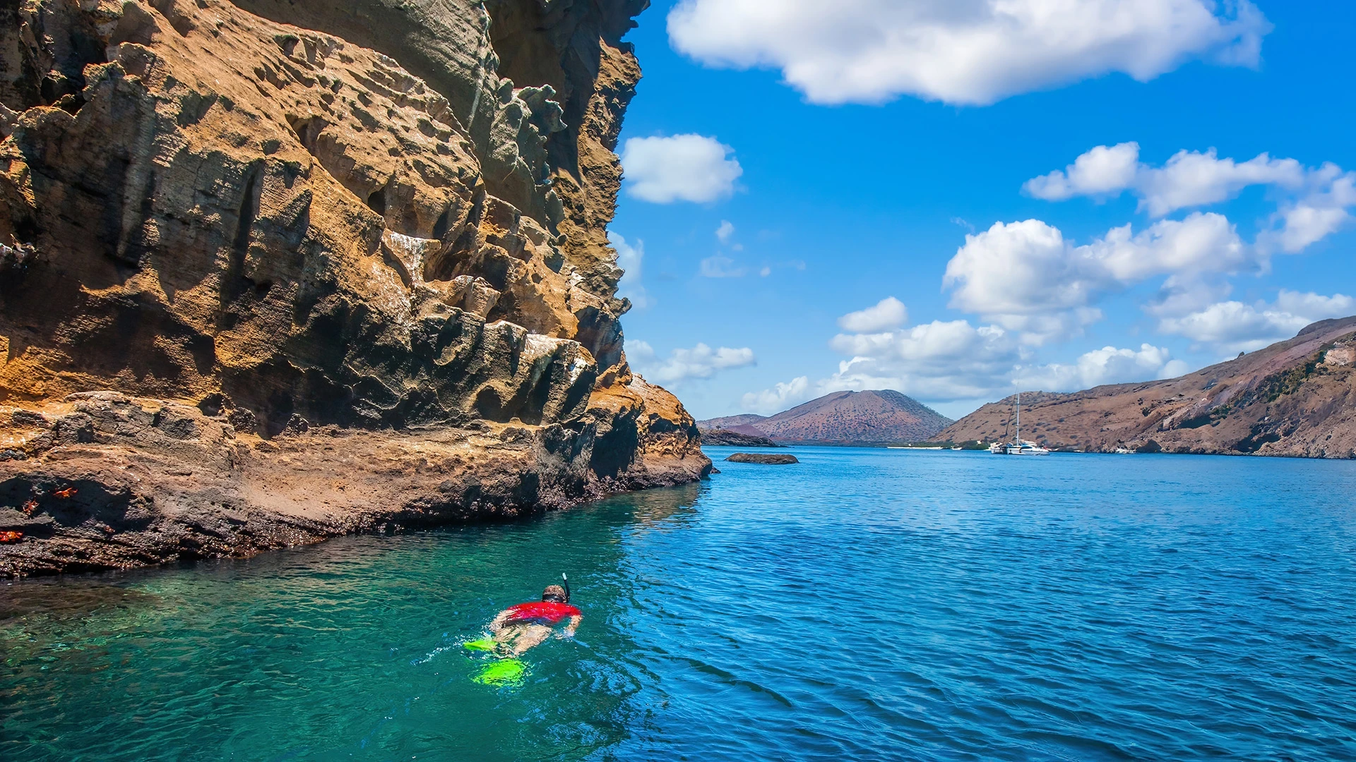 Active Adventure Galápagos Classic Expedition Cruise